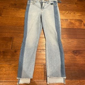 Hollister Ultra High Rise Skinny Ankle Jeans. New with tags!